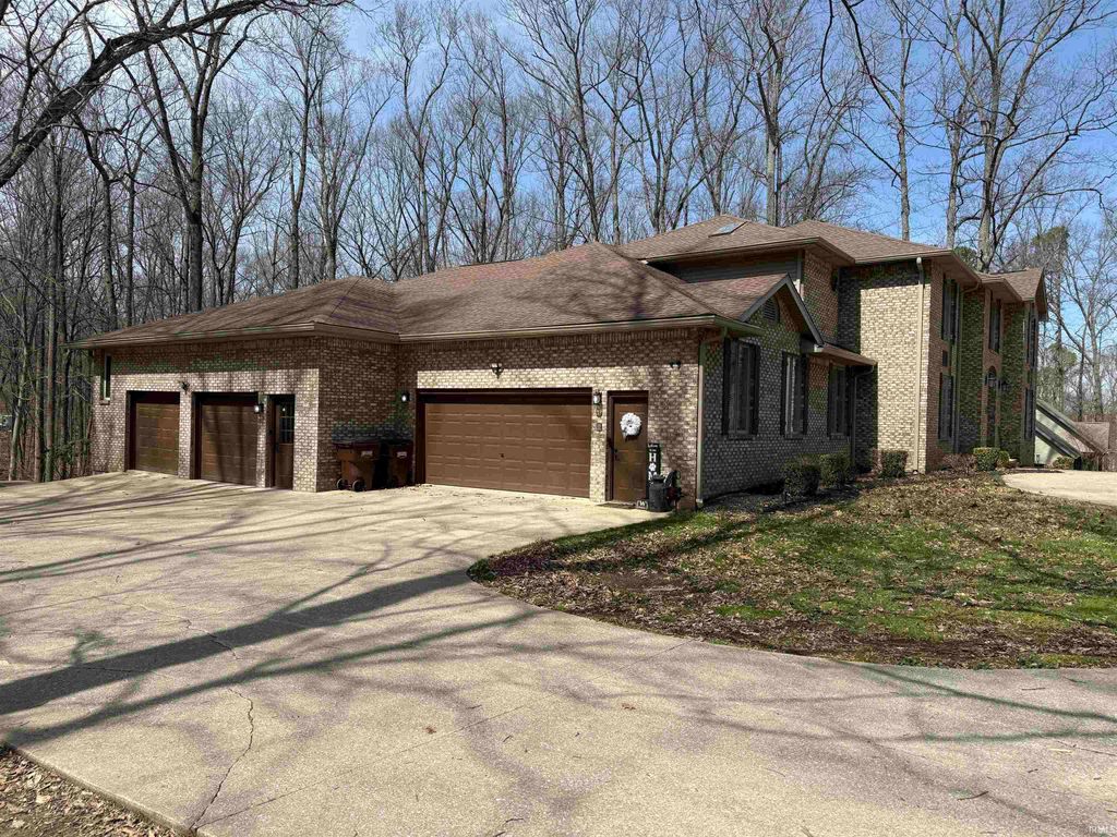 Photo of 245 The Woods, Bedford, IN 47421 (MLS # 202610326)