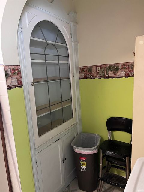 Tiny photo for 621 W Elm Street, Kokomo, IN 46901 (MLS # 202547646)