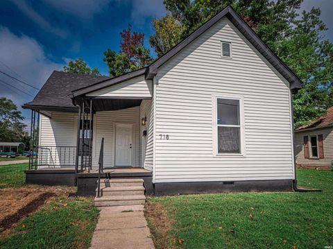 Photo of 718 S Illinois Street, Bicknell, IN 47512 (MLS # 202543370)