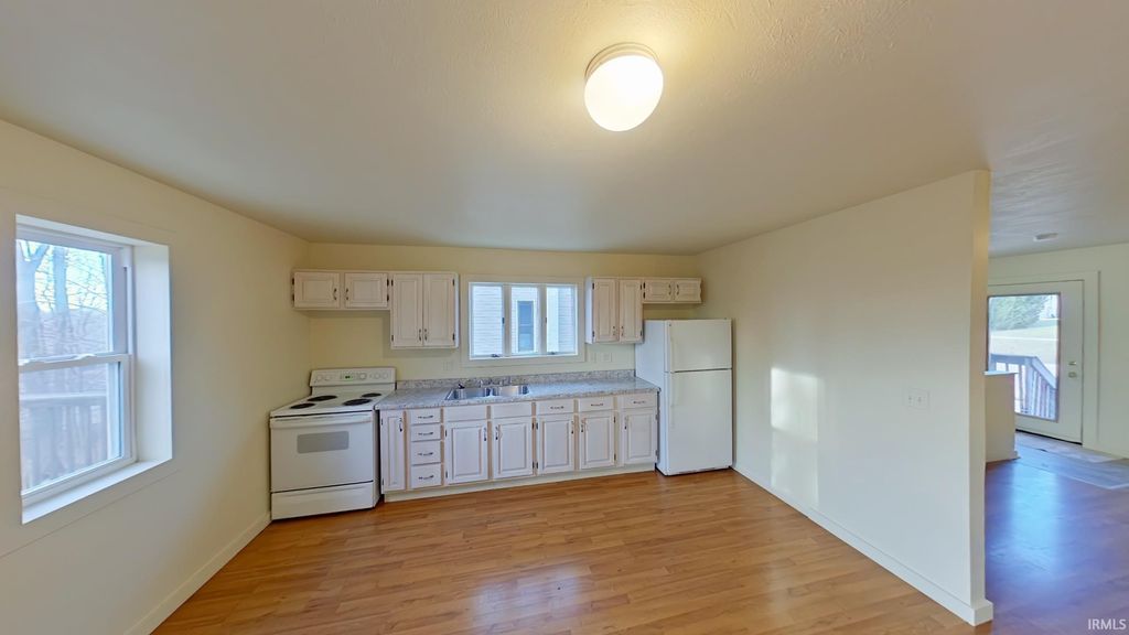 Photo of 207 Crescent Street, Goshen, IN 46528 (MLS # 202601372)