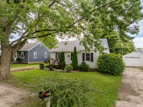 Tiny photo for 2003 E 22nd Street, Muncie, IN 47302 (MLS # 202632755)