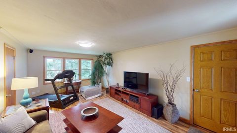 Tiny photo for 1437 W State Rd 56, Jasper, IN 47546 (MLS # 202538735)