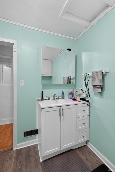 Tiny photo for 56578 Eastvue Drive, Osceola, IN 46561 (MLS # 202641417)