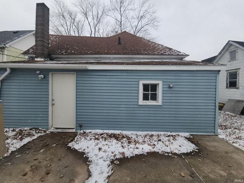 Tiny photo for 1306 Peter Street, Logansport, IN 46947 (MLS # 202549834)