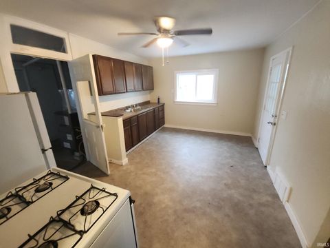 Tiny photo for 1306 Peter Street, Logansport, IN 46947 (MLS # 202549834)