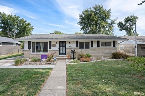 Photo of 212 LODY Lane, Kokomo, IN 46901 (MLS # 202539879)
