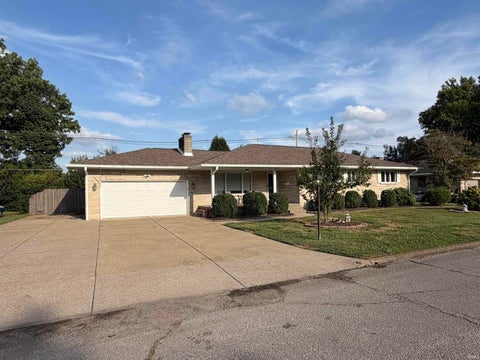 Tiny photo for 620 E Blue Ridge Drive, Evansville, IN 47714 (MLS # 202637793)