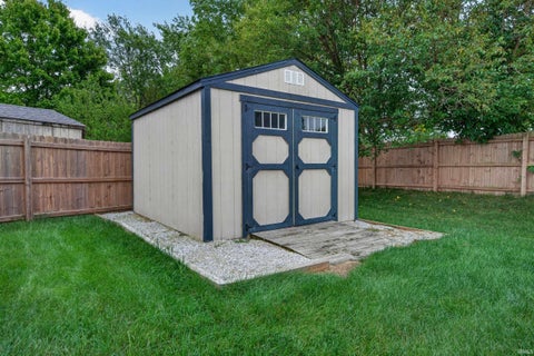 Tiny photo for 3140 SPRINGWATER Court, Kokomo, IN 46902 (MLS # 202639437)