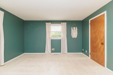 Tiny photo for 4301 N Manchester Road, Muncie, IN 47304 (MLS # 202618710)