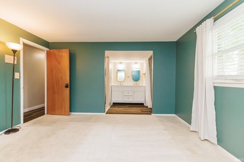 Tiny photo for 4301 N Manchester Road, Muncie, IN 47304 (MLS # 202618710)