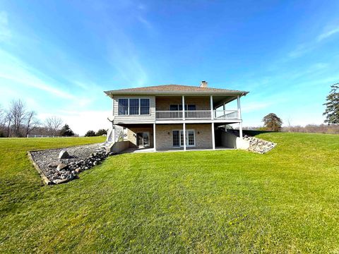 Tiny photo for 4239 S Kinsey Road, Warsaw, IN 46580 (MLS # 202612546)