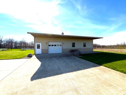 Tiny photo for 4239 S Kinsey Road, Warsaw, IN 46580 (MLS # 202612546)