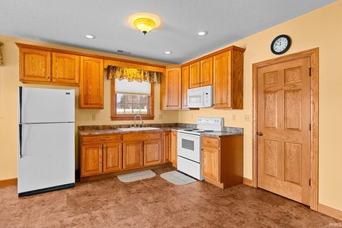 Tiny photo for 4239 S Kinsey Road, Warsaw, IN 46580 (MLS # 202612546)