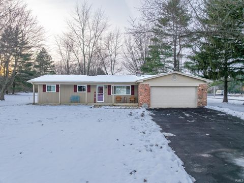 Photo of 2792 S River Road, Wabash, IN 46992 (MLS # 202548657)