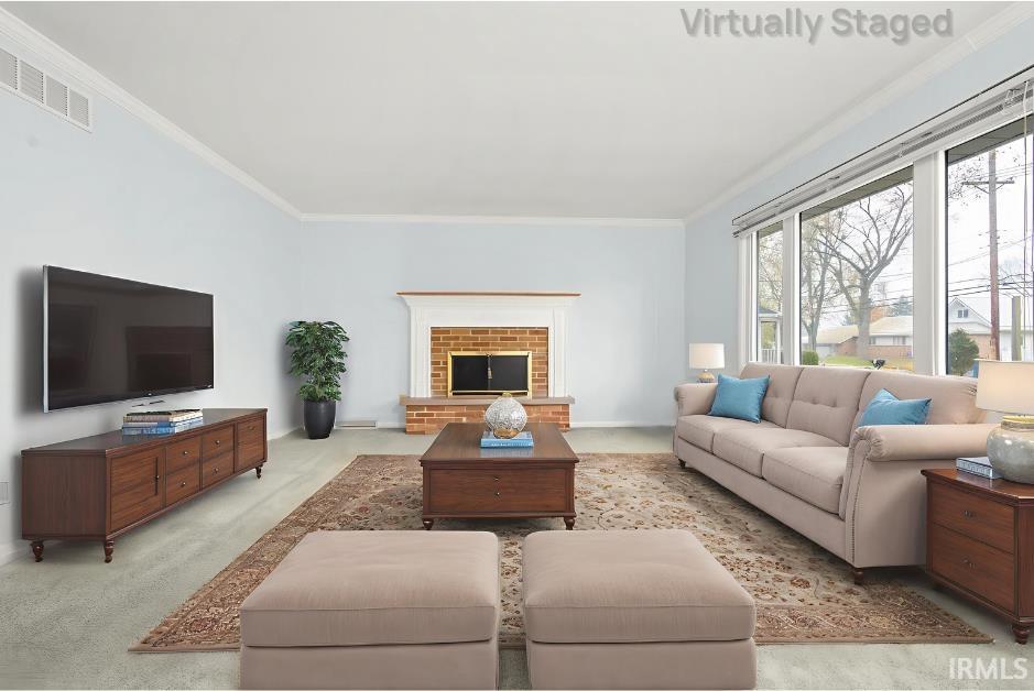 Mishawaka, Indiana 46545, United States, 2 Bedrooms Bedrooms, ,2 BathroomsBathrooms,Residential,Pending,246988