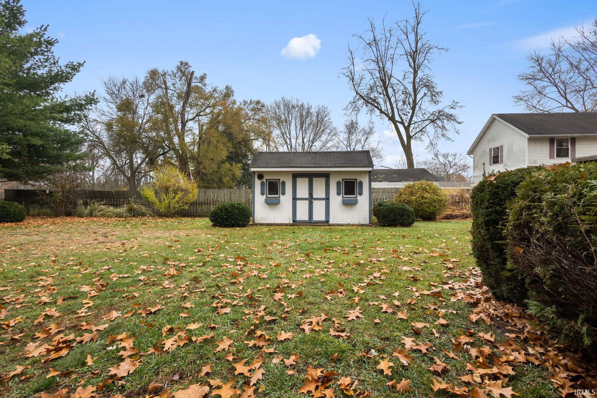 Mishawaka, Indiana 46545, United States, 2 Bedrooms Bedrooms, ,2 BathroomsBathrooms,Residential,Pending,246988