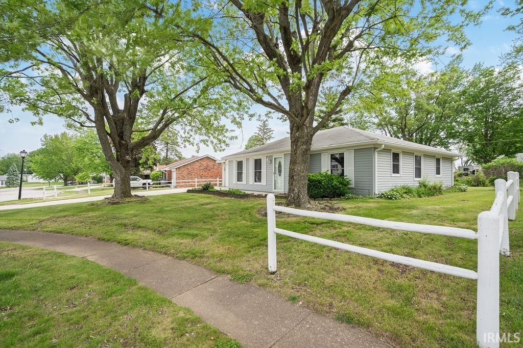 Photo of 1908 VERSAILLES Drive, Kokomo, IN 46902 (MLS # 202619013)