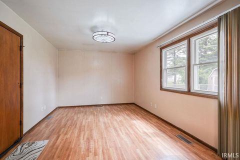 Tiny photo for 1908 VERSAILLES Drive, Kokomo, IN 46902 (MLS # 202619013)