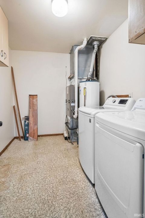 Tiny photo for 1908 VERSAILLES Drive, Kokomo, IN 46902 (MLS # 202619013)