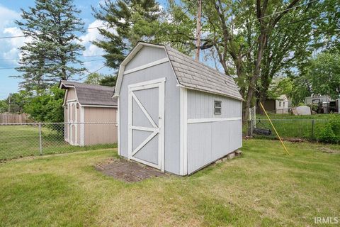 Tiny photo for 1908 VERSAILLES Drive, Kokomo, IN 46902 (MLS # 202619013)