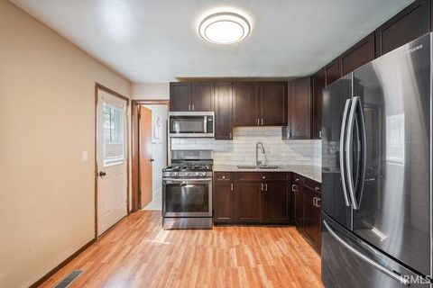 Tiny photo for 1908 VERSAILLES Drive, Kokomo, IN 46902 (MLS # 202619013)