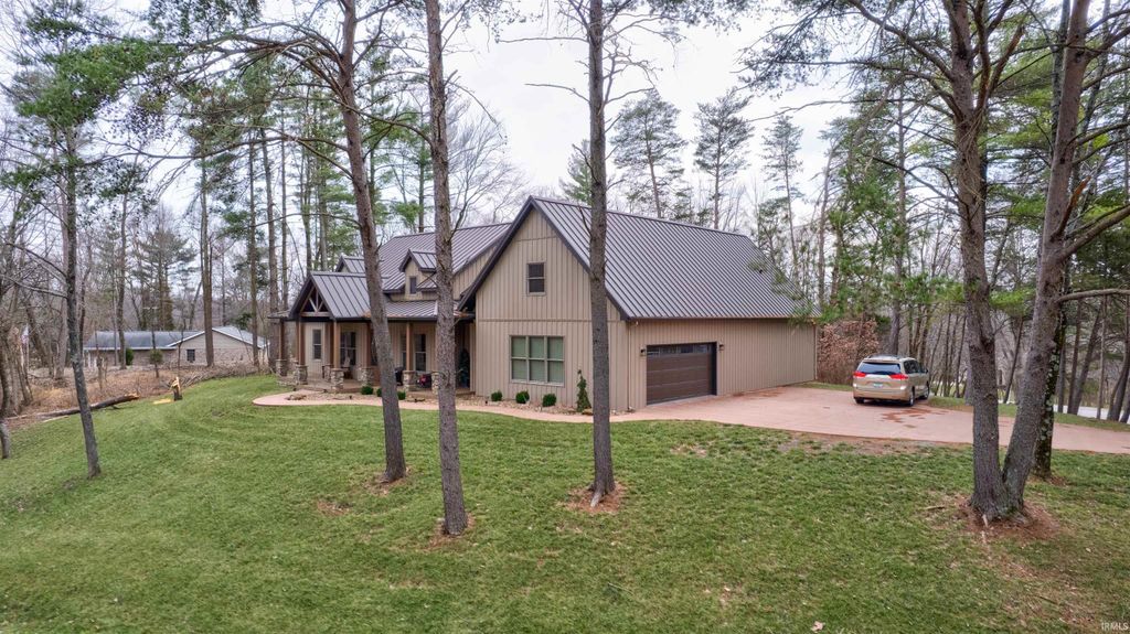 Photo of 722 S Melchoir DR W Dr, Santa Claus, IN 47579 (MLS # 202605165)