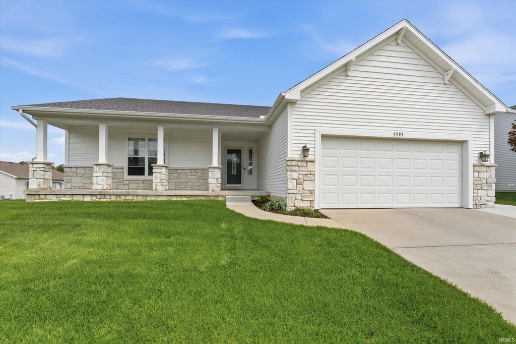 Photo of 6606 Erie Falls Drive, South Bend, IN 46614 (MLS # 202616426)