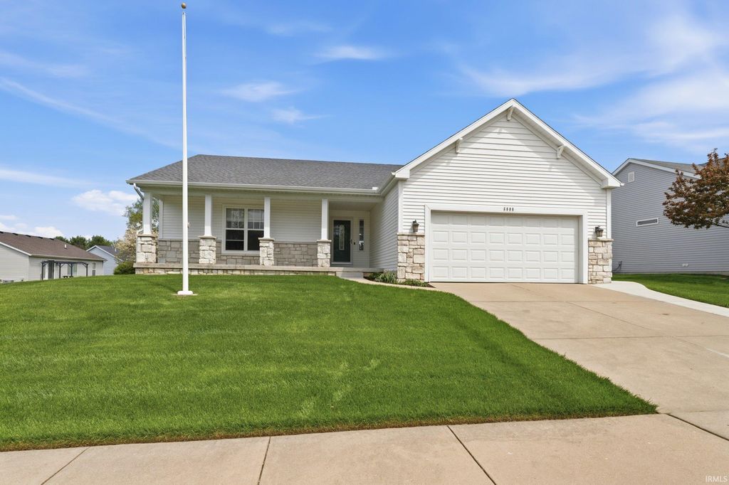 Photo of 6606 Erie Falls Drive, South Bend, IN 46614 (MLS # 202616426)