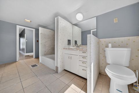 Tiny photo for 1303 High Street, Logansport, IN 46947 (MLS # 202537090)