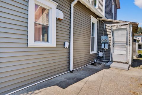 Tiny photo for 1303 High Street, Logansport, IN 46947 (MLS # 202537090)