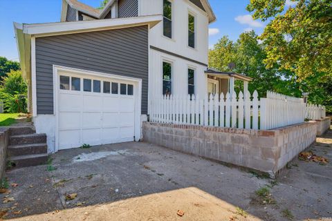 Tiny photo for 1303 High Street, Logansport, IN 46947 (MLS # 202537090)