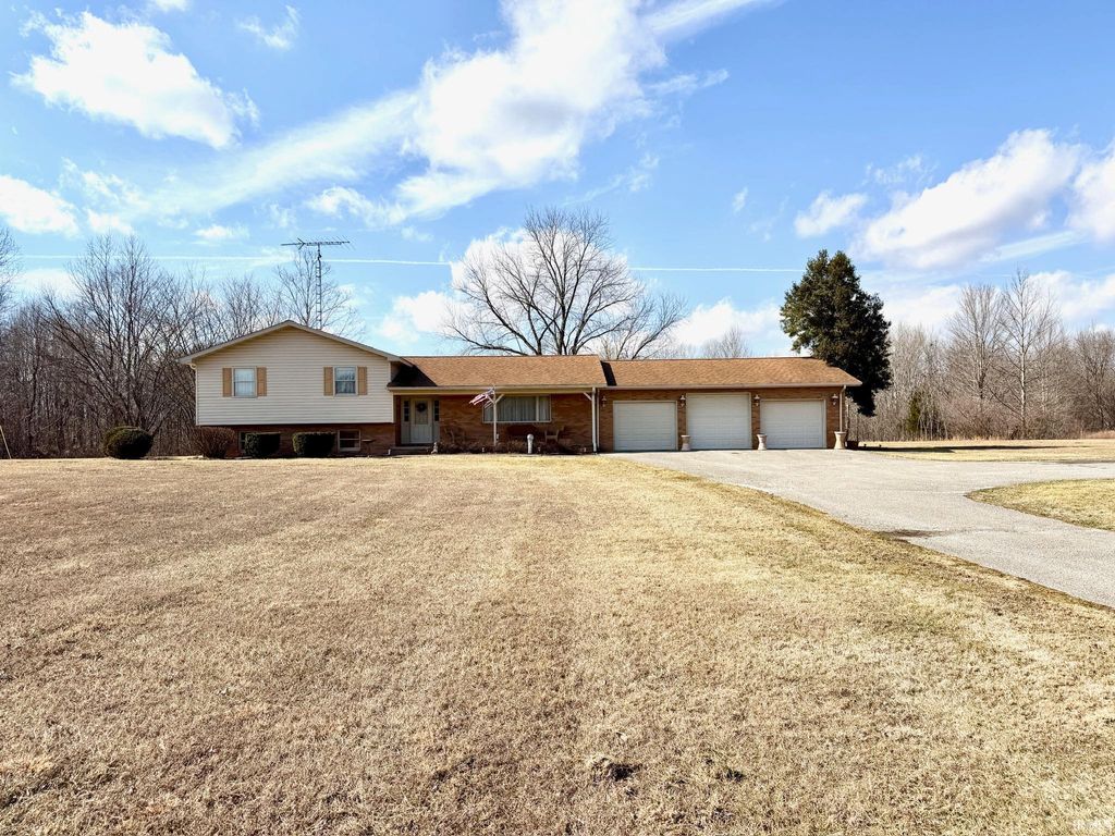 Photo of 5667 Leesville Road, Bedford, IN 47421 (MLS # 202605148)