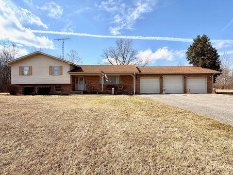 Photo of 5667 Leesville Road, Bedford, IN 47421 (MLS # 202605148)