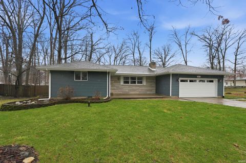 Photo of 7011 Blake Drive, Fort Wayne, IN 46804 (MLS # 202608224)