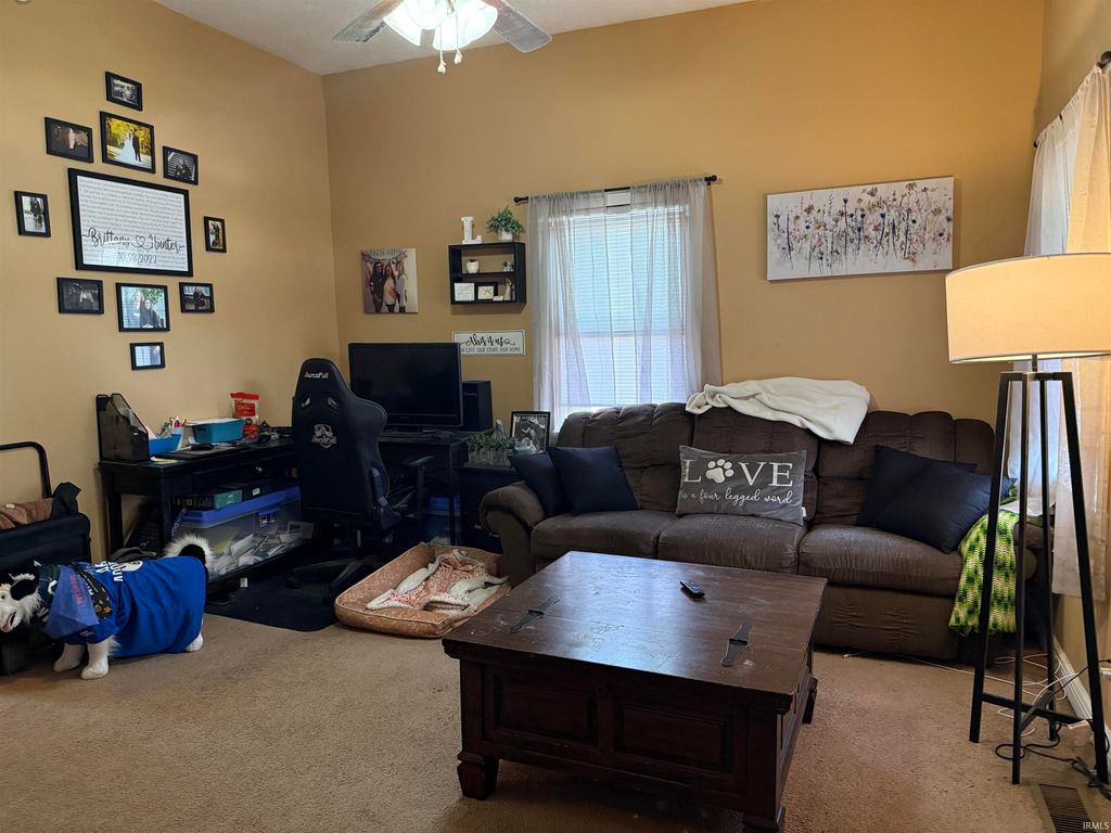 Photo of 1527 S Ribble Avenue, Muncie, IN 47302 (MLS # 202609379)