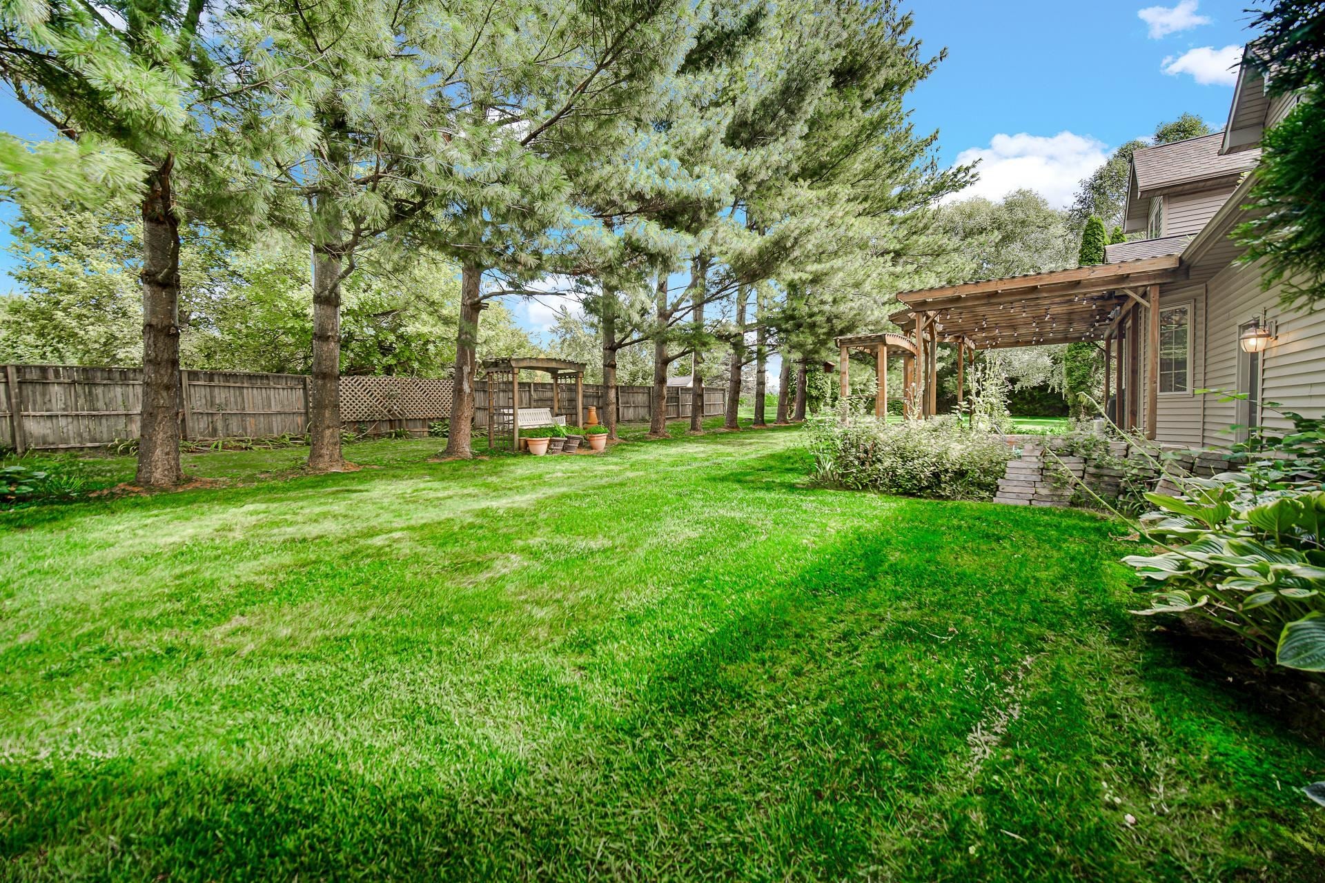 18174 Hiawatha Trail