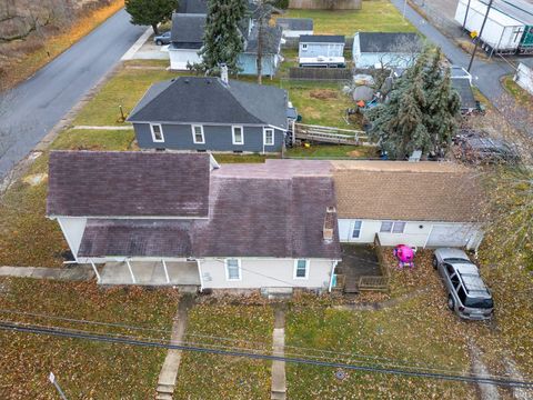 Tiny photo for 801 Brandon Street, Kokomo, IN 46901 (MLS # 202546985)