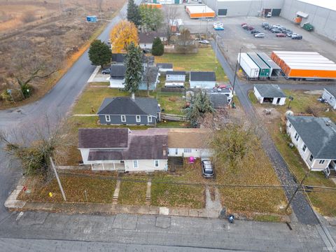 Tiny photo for 801 Brandon Street, Kokomo, IN 46901 (MLS # 202546985)