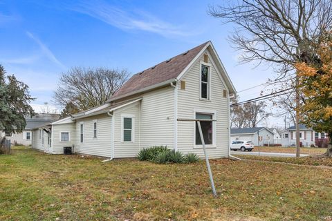 Tiny photo for 801 Brandon Street, Kokomo, IN 46901 (MLS # 202546985)