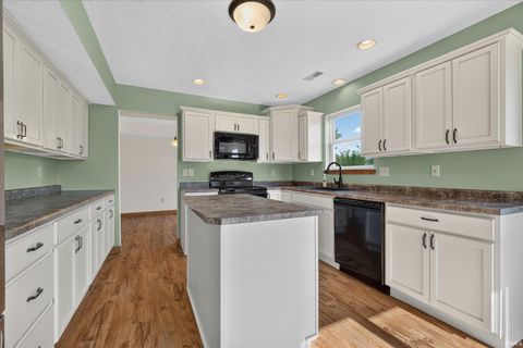 Tiny photo for 3548 Kody Court, Kokomo, IN 46902 (MLS # 202627296)