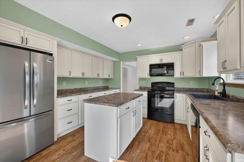 Tiny photo for 3548 Kody Court, Kokomo, IN 46902 (MLS # 202627296)