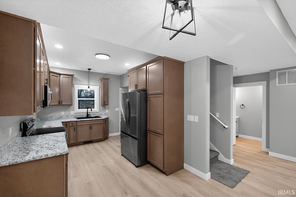 Photo of 2920 Pleasant Plain Avenue, Elkhart, IN 46517 (MLS # 202601619)