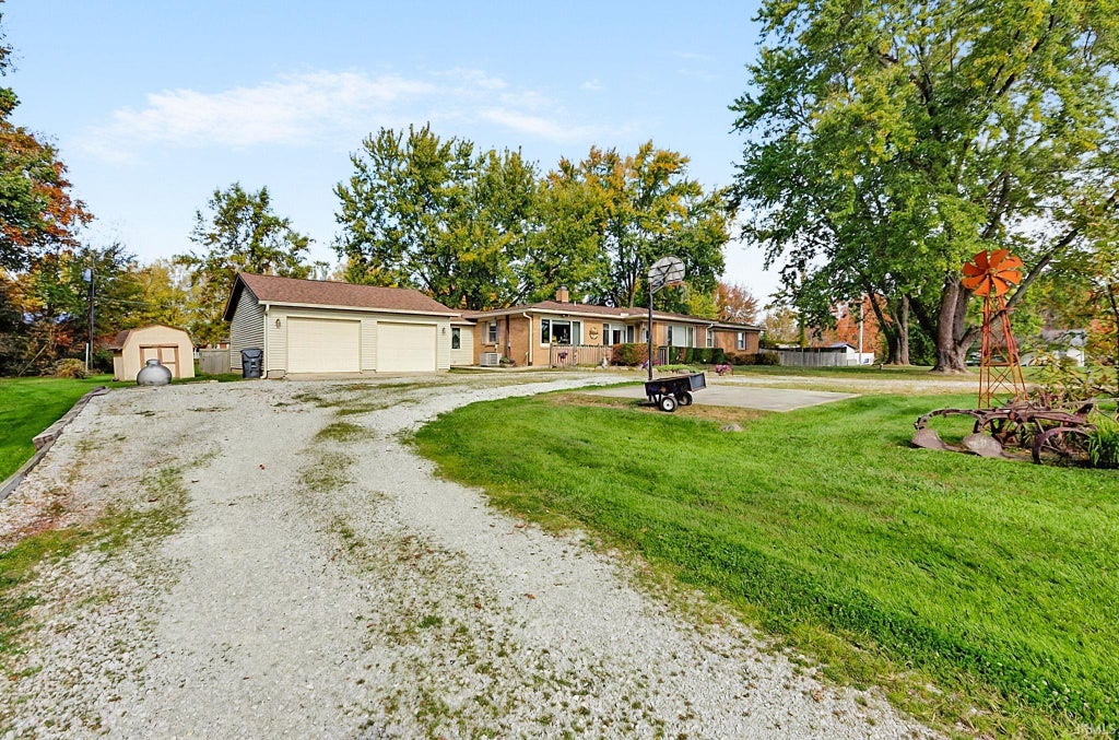 Photo of 2694 S Angling Pike, Hartford City, IN 47348 (MLS # 202644247)