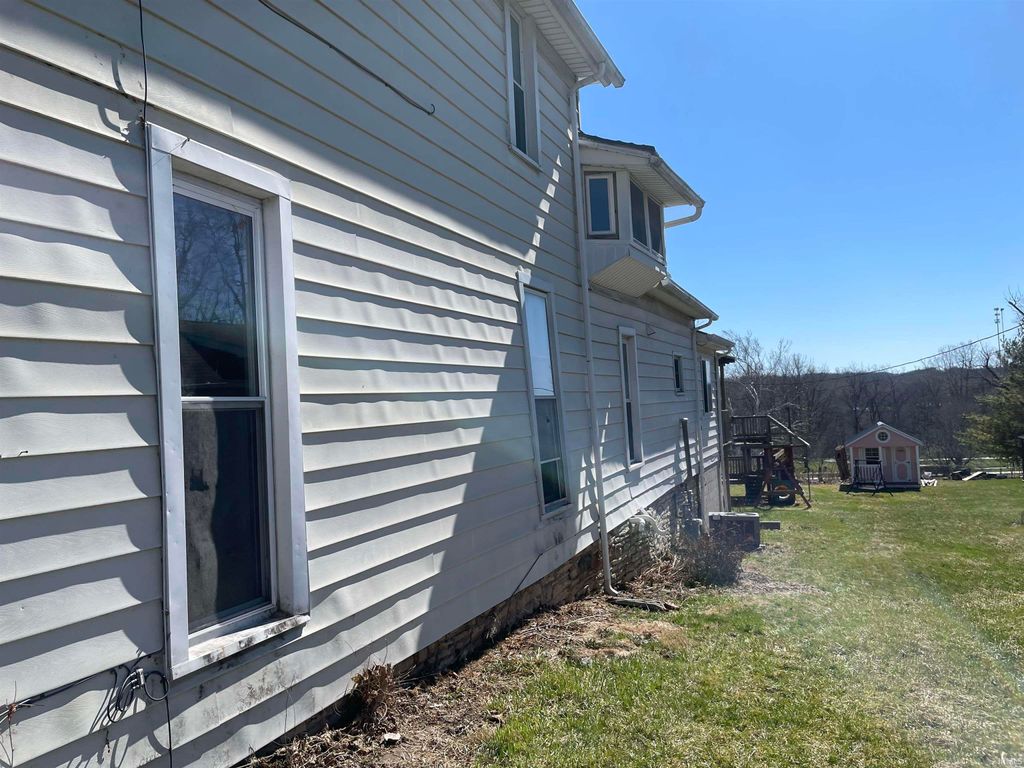 Photo of 347 E Main Street, Wabash, IN 46992 (MLS # 202610117)