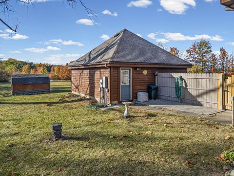 Tiny photo for 100 Rosa Lane, Lafayette, IN 47905 (MLS # 202546731)