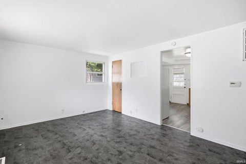 Tiny photo for 919 Dover Drive, South Bend, IN 46614 (MLS # 202636238)