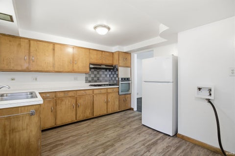 Tiny photo for 919 Dover Drive, South Bend, IN 46614 (MLS # 202636238)
