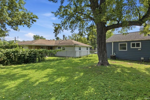Tiny photo for 919 Dover Drive, South Bend, IN 46614 (MLS # 202636238)