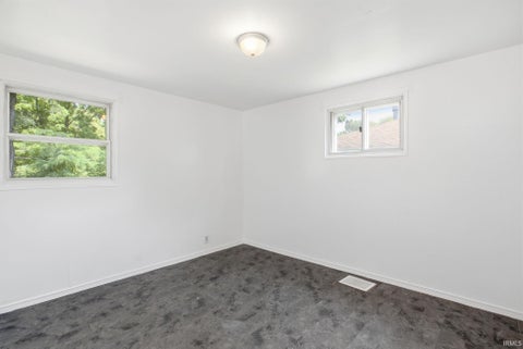 Tiny photo for 919 Dover Drive, South Bend, IN 46614 (MLS # 202636238)