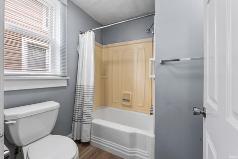 Tiny photo for 629 5Th Street, Fort Wayne, IN 46808 (MLS # 202615797)